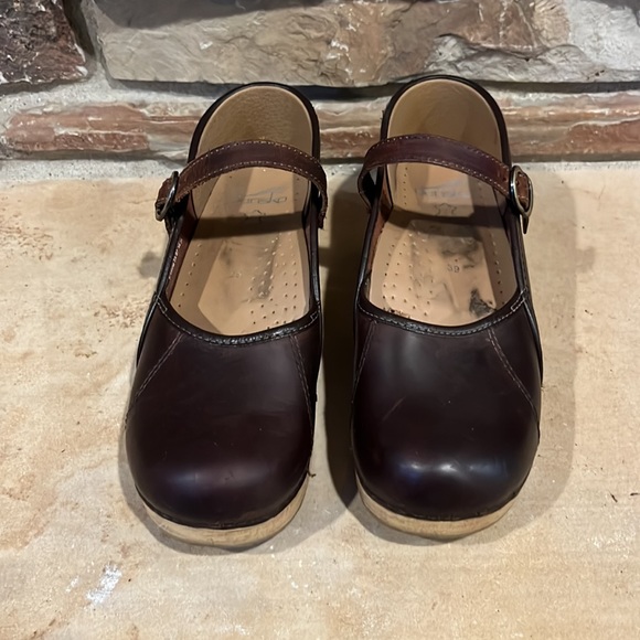 Dansko Mary Jane Clog Dark Brown Leather - Picture 2 of 10